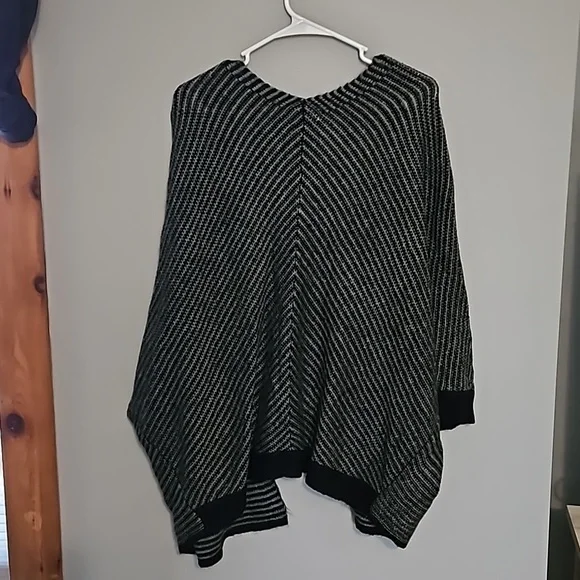 Plus cardigan - Picture 5 of 5